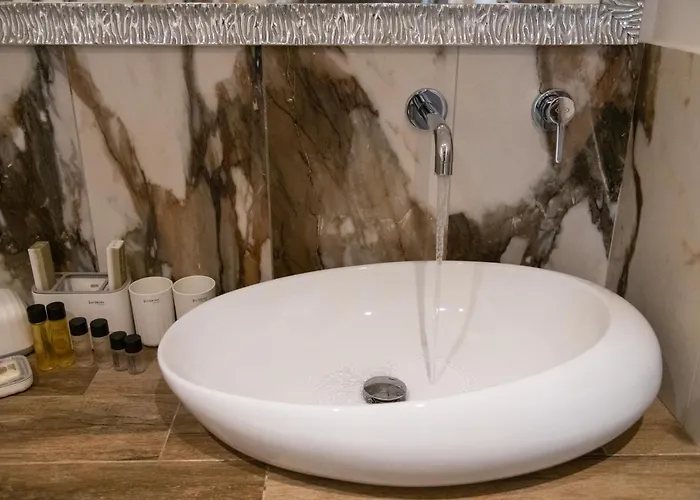 Bed & Breakfast Sant'antonino Luxury 4*