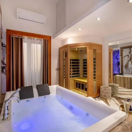 Sant'antonino Luxury Couette-café *